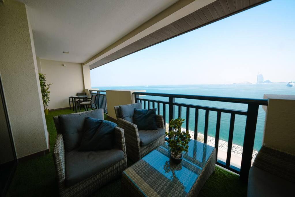 هتل پالم آپت. ویت برژ ال عرب ویو - Palm Apt. with Burj al arab view