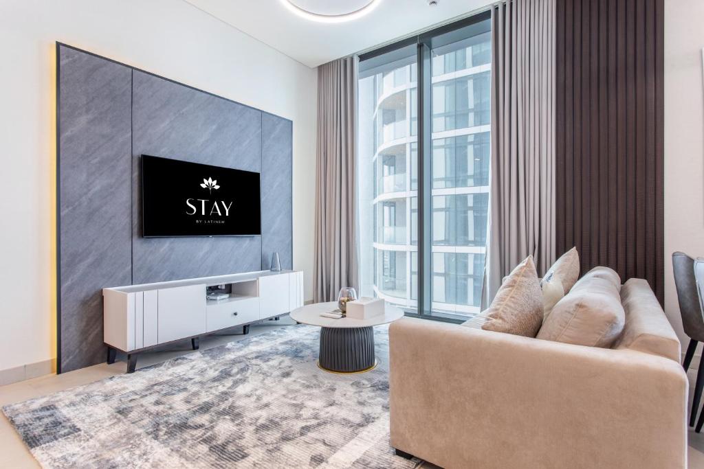 هتل استی بای لاتینم لکسوری 2BR هالیدی هوم W1813 نییر برج خلیفه - STAY BY LATINEM Luxury 2BR Holiday Home W1813 near Burj Khalifa