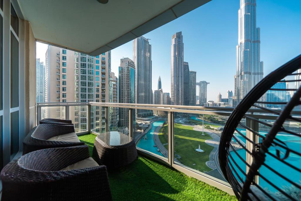 هتل اکسکوئزیت ریتریٹ 3BR فول برج خلیفه اند فانتن ویو - 18AB02 - Exquisite Retreat 3BR Full Burj Khalifa & Fountain View - 18AB02