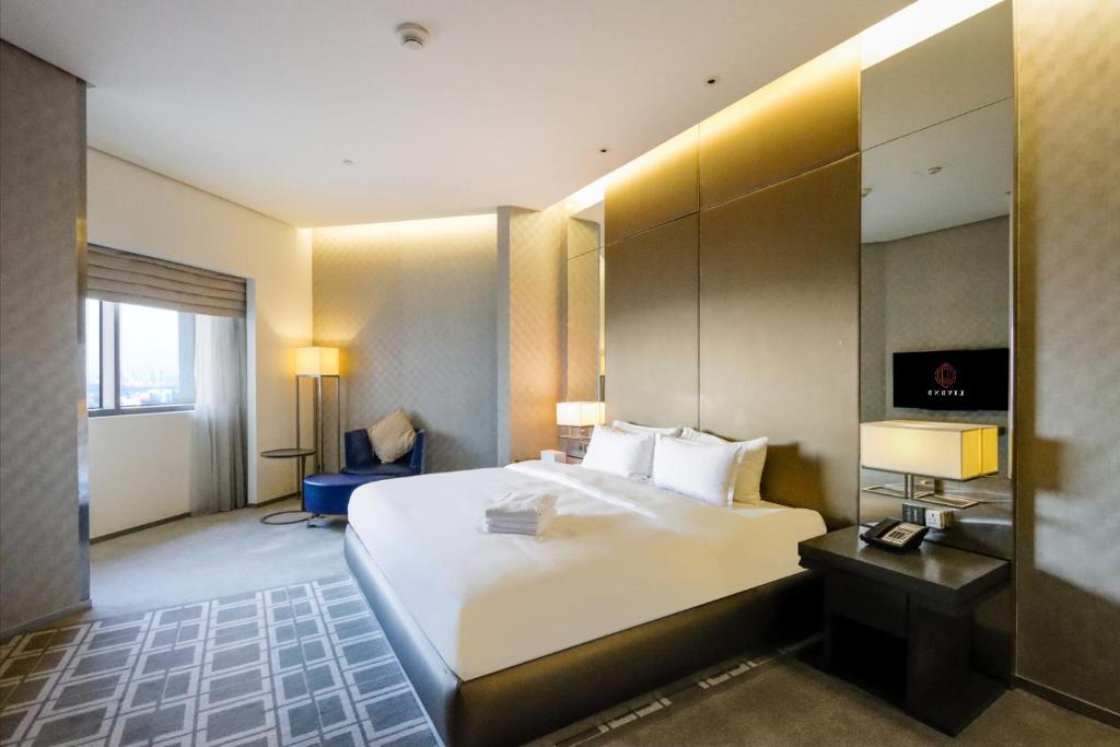 هتل لیف بی ان بی - سیتی سنتر استودیو کلاز تو ایوری تینگ - Livbnb - City Center Studio close to Everything