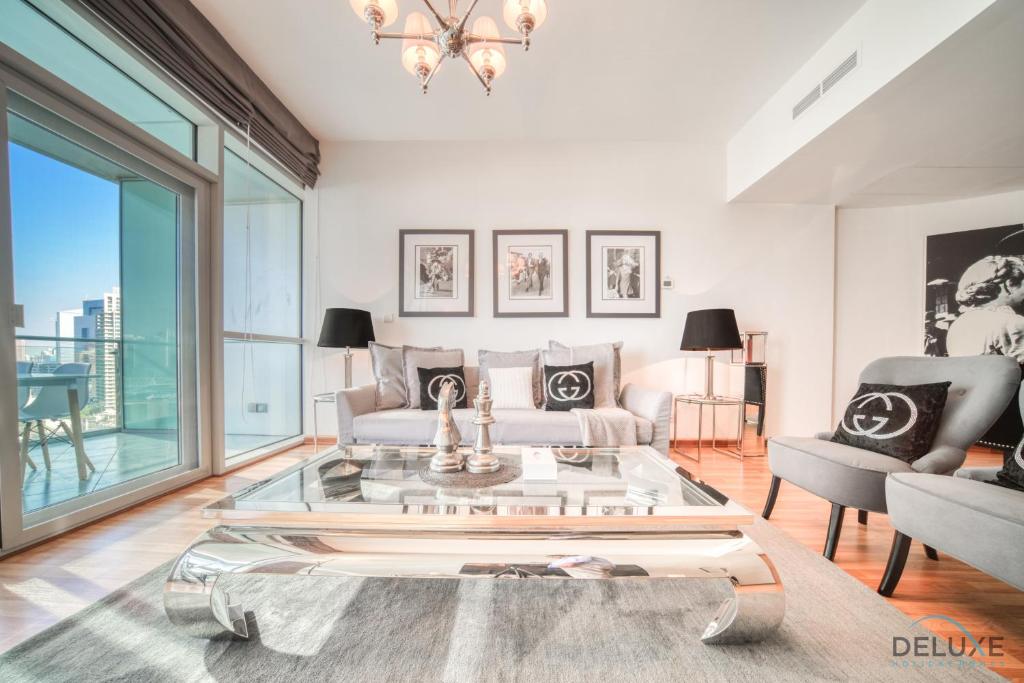 هتل کنتمپرری وان بی آر ات مارینا تراس تاور دبلیو مارینا بای دلوکس هالیدی هومز - Contemporary 1BR at Marina Terrace Tower Dubai Marina by Deluxe Holiday Homes
