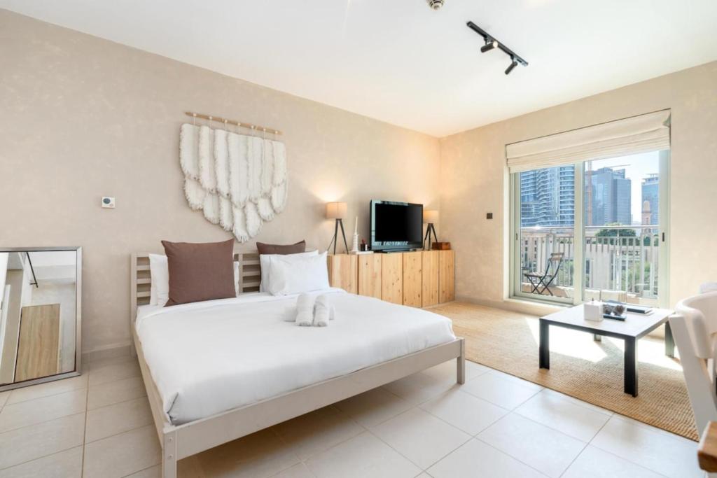 هتل استایلش استودیو آپارتمان و پاتیو داونتاون دبی - Stylish Studio Apartment w Patio Downtown Dubai