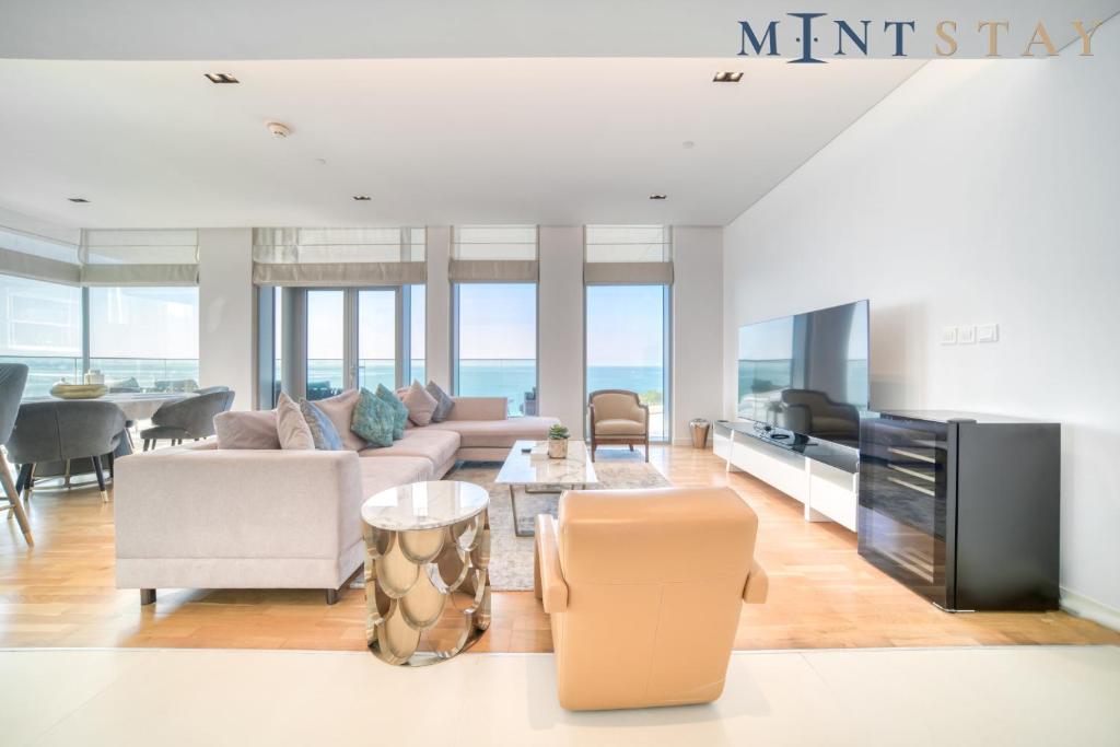 Bluewaters Residences 5, Bluewaters Island - Mint Stay
