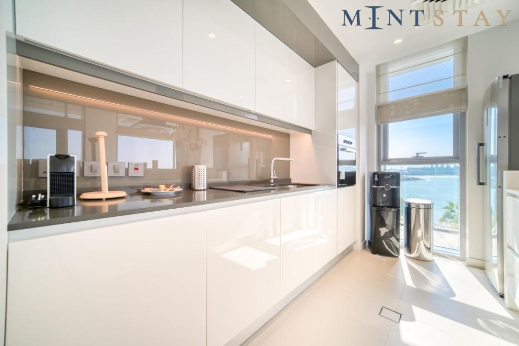 Bluewaters Residences 5, Bluewaters Island - Mint Stay