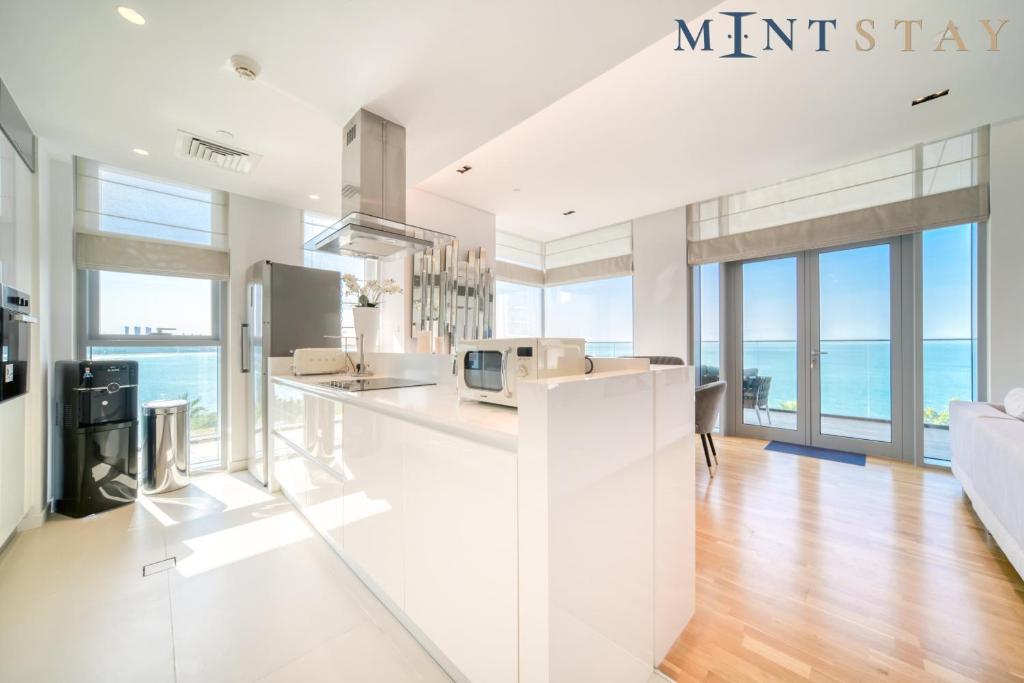 Bluewaters Residences 5, Bluewaters Island - Mint Stay
