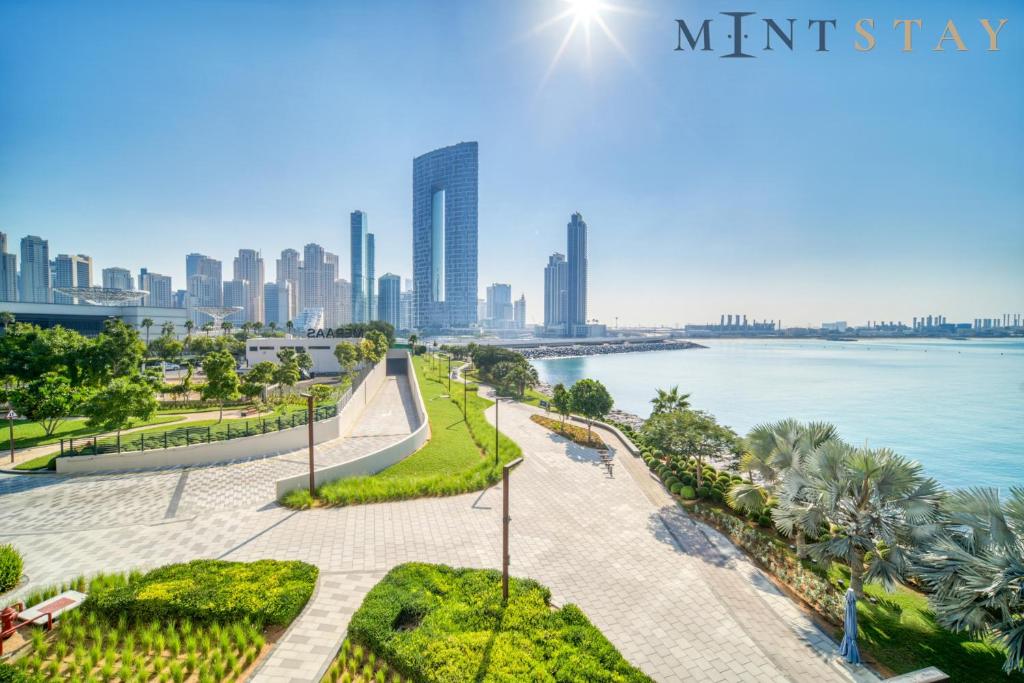 Bluewaters Residences 5, Bluewaters Island - Mint Stay