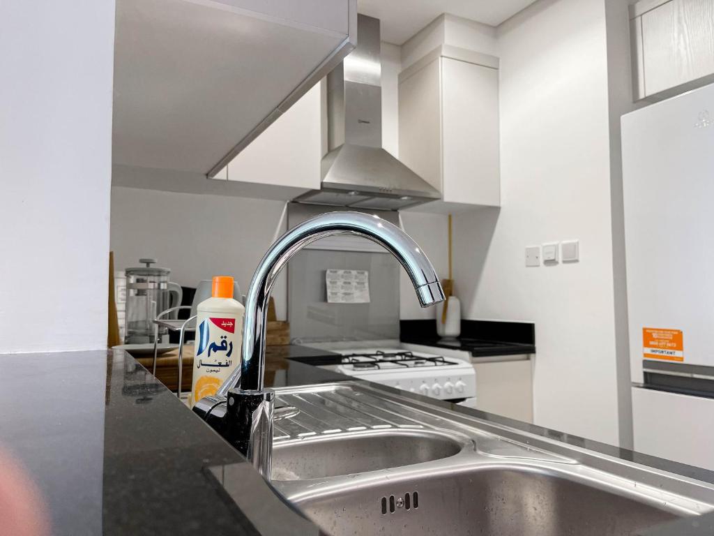 Stunning one bedroom-Apartment in Carson B