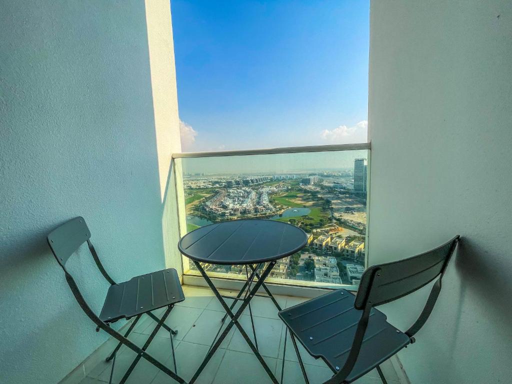 Stunning one bedroom-Apartment in Carson B