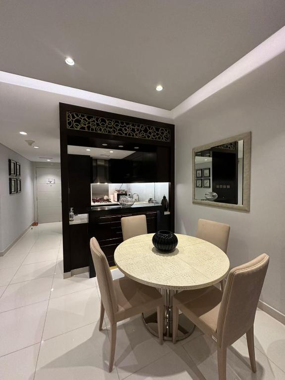 LUX 1 bedroom in Downtown