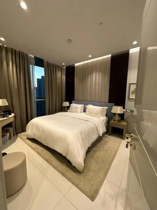 LUX 1 bedroom in Downtown