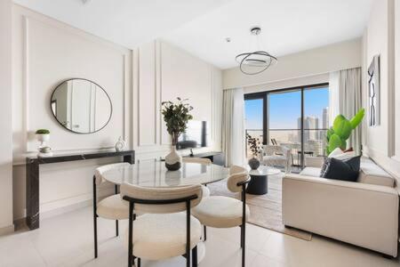 Silkhaus Luxurious 1 BDR Stunning View