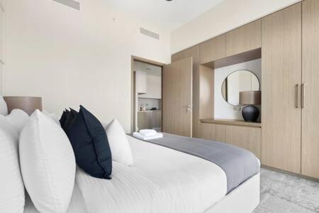 Silkhaus Luxurious 1 BDR Stunning View