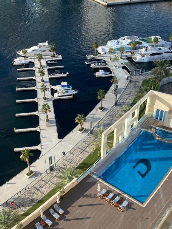 هتل دو بی آر برج خلیفه ویو، دبی مال - 2BR Burj khalifa view, Dubai mall