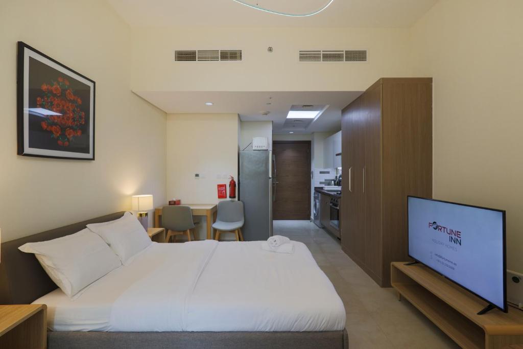 هتل فندلی استودیو آپارتمان ویت بیوتیفول لیوینگ - Friendly Studio Apartment with Beautiful Living