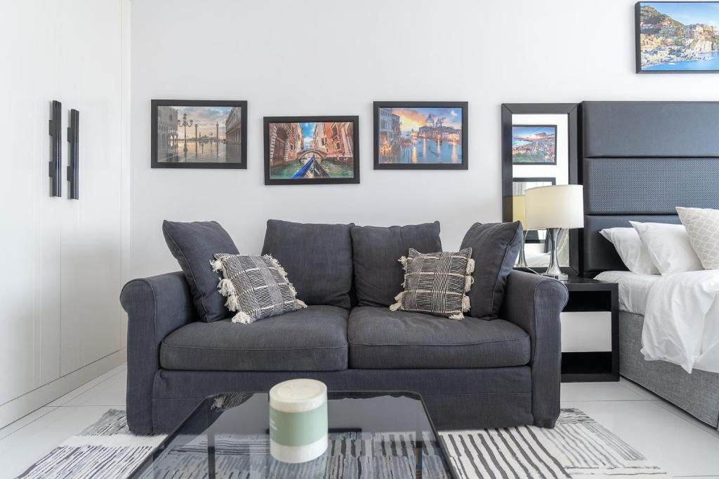 هتل پیسفول استودیو این اسپورت سیتی بای سوئیتبل - Peaceful Studio in Sport City by Suiteable