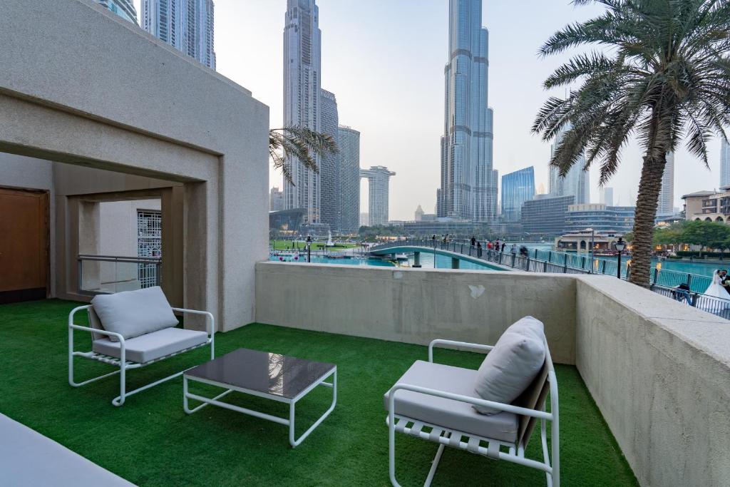 هتل مجستیک ویلا و/برج خلیفه ویو داونتاون دبی - Majestic Villa w/ Burj Khalifa view Downtown Dubai