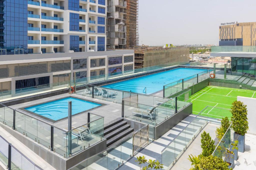 هتل وای کی - اسپیشس 2 بی دی نیر پارک اند مال این دبی هیلز - VayK - Spacious 2BD near Park and Mall in Dubai Hills