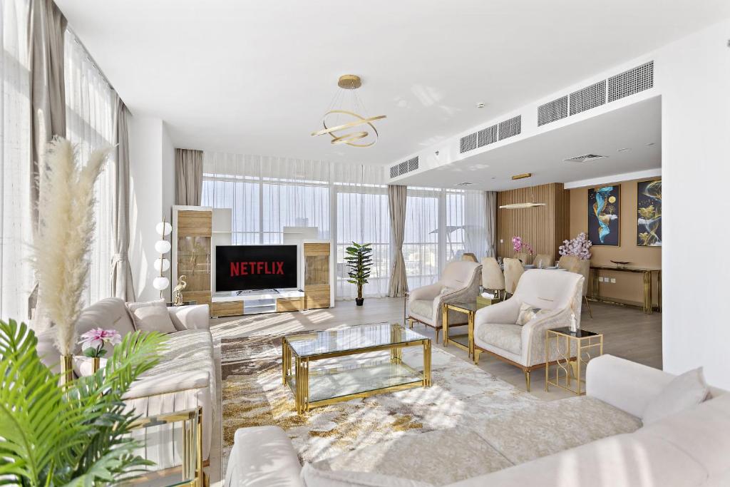 هتل وای کی - برایت ۴ بی دی پنت هاوس ویت اسپیشس تراس - VayK - Bright 4BD Penthouse with Spacious Terrace