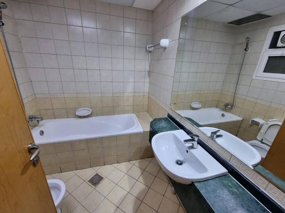 هتل واندرفول 1 بی اچ کی در سیلیکون اواسیس - Wonderful 1bhk at silicon oasis