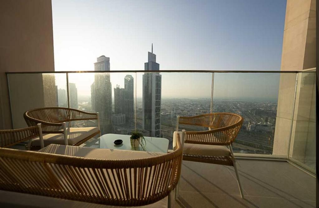 هتل اورایا - شیک 2BR آپت در داونتاون دبی ویت سیتی ویوـز - Oraya - Chic 2BR Apt in Downtown Dubai With City Views