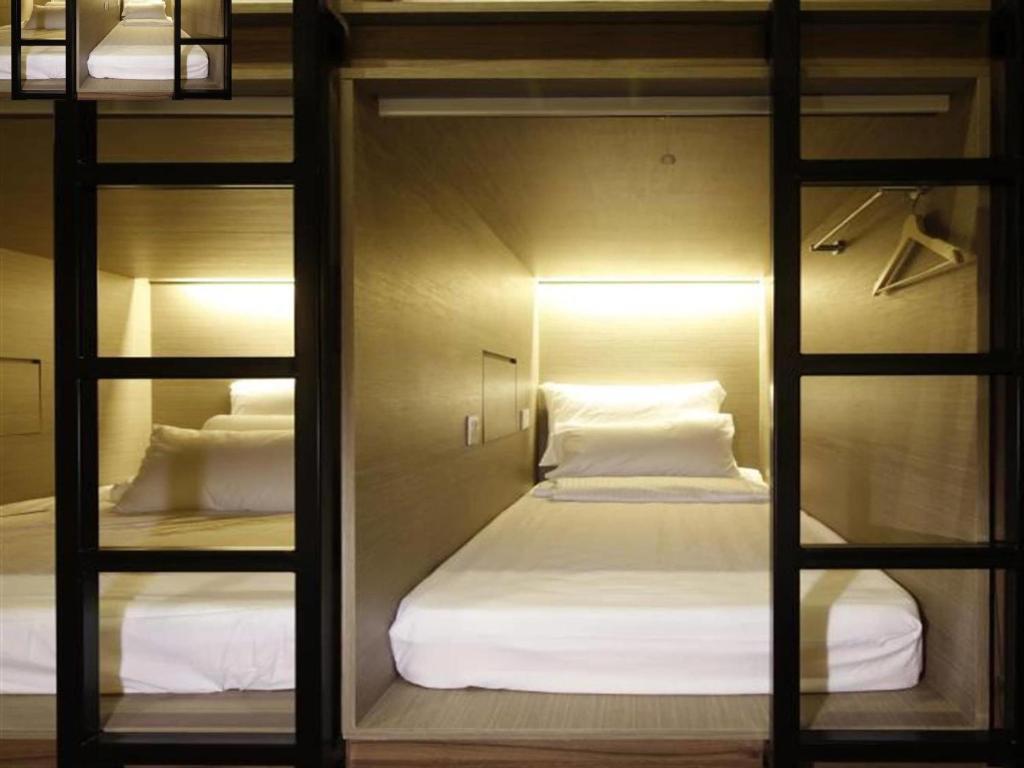 هتل به ست هاستل نییر شرف دی جی مترو - Best Hostel near Sharaf DG metro