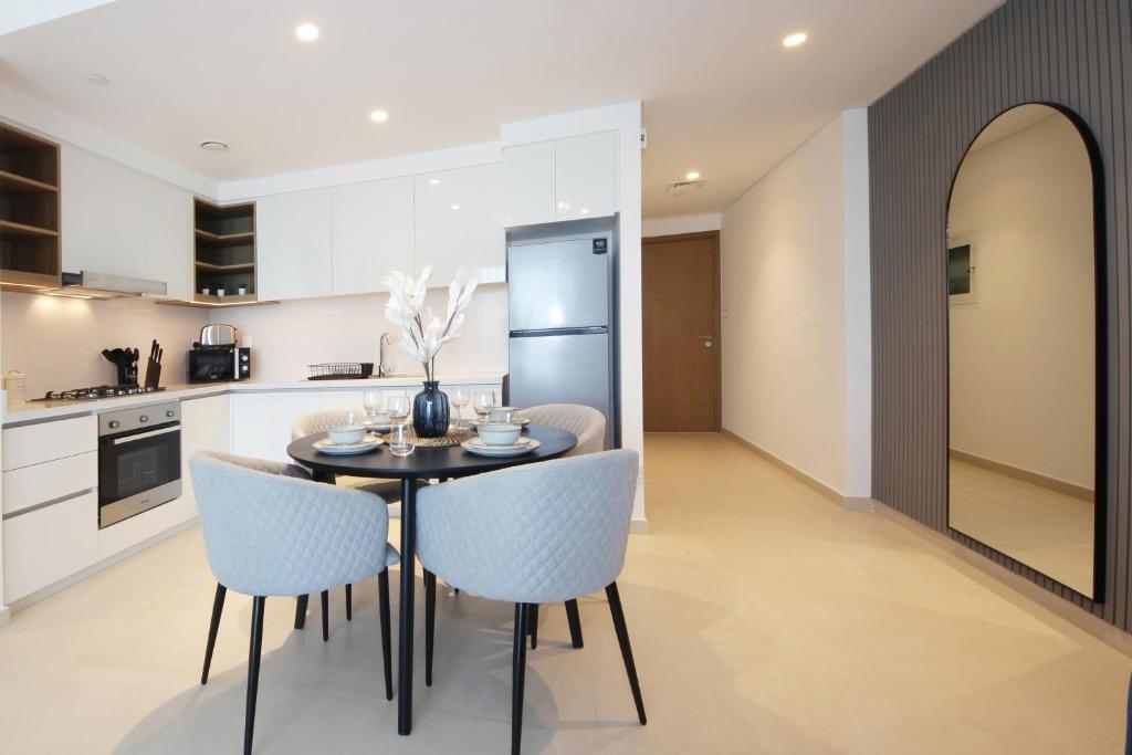 RH- Live in Luxury, 01BR with spectacular view