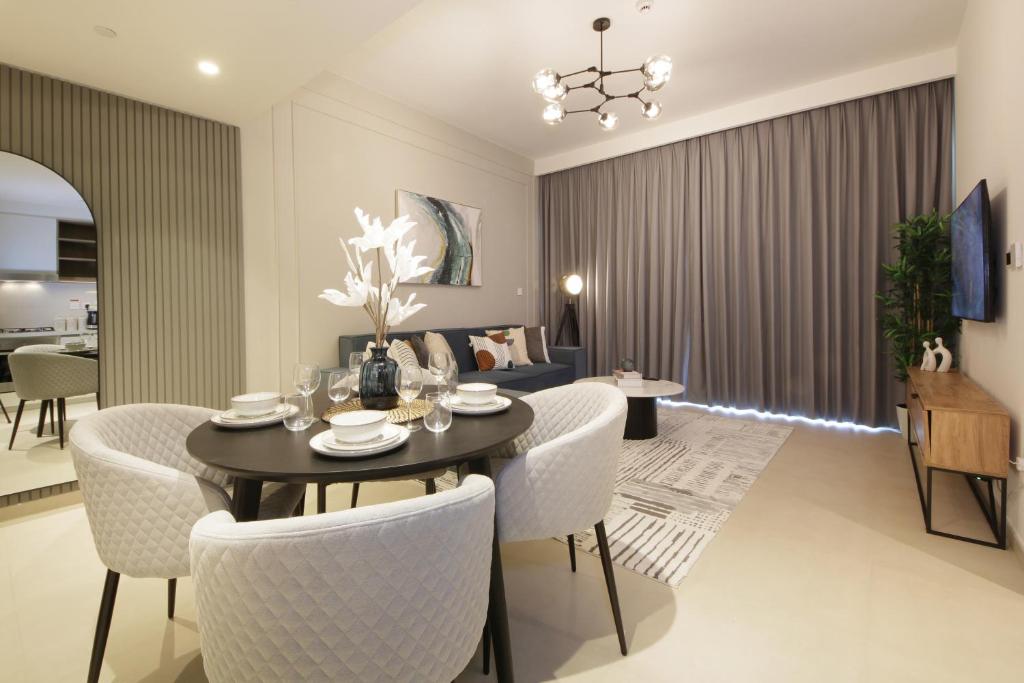 RH- Live in Luxury, 01BR with spectacular view