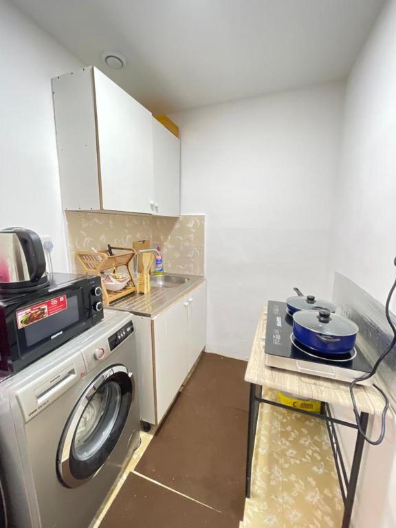 هتل راکسی هاستل - Roxy Hostel