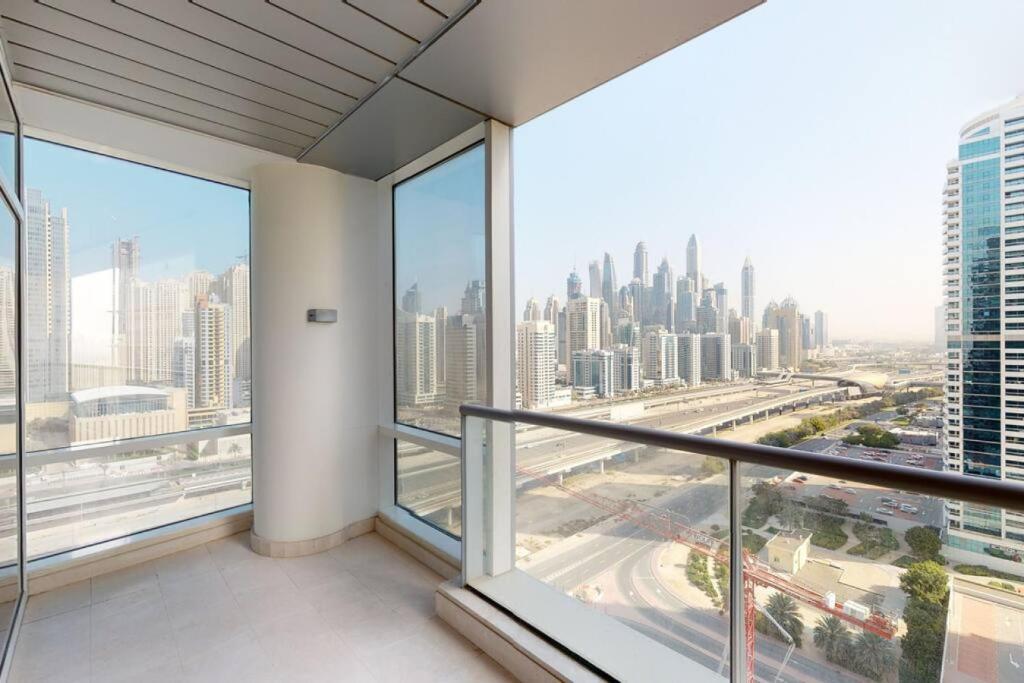 هتل کی ویو - مدینه تاور - Key View - Madina Tower