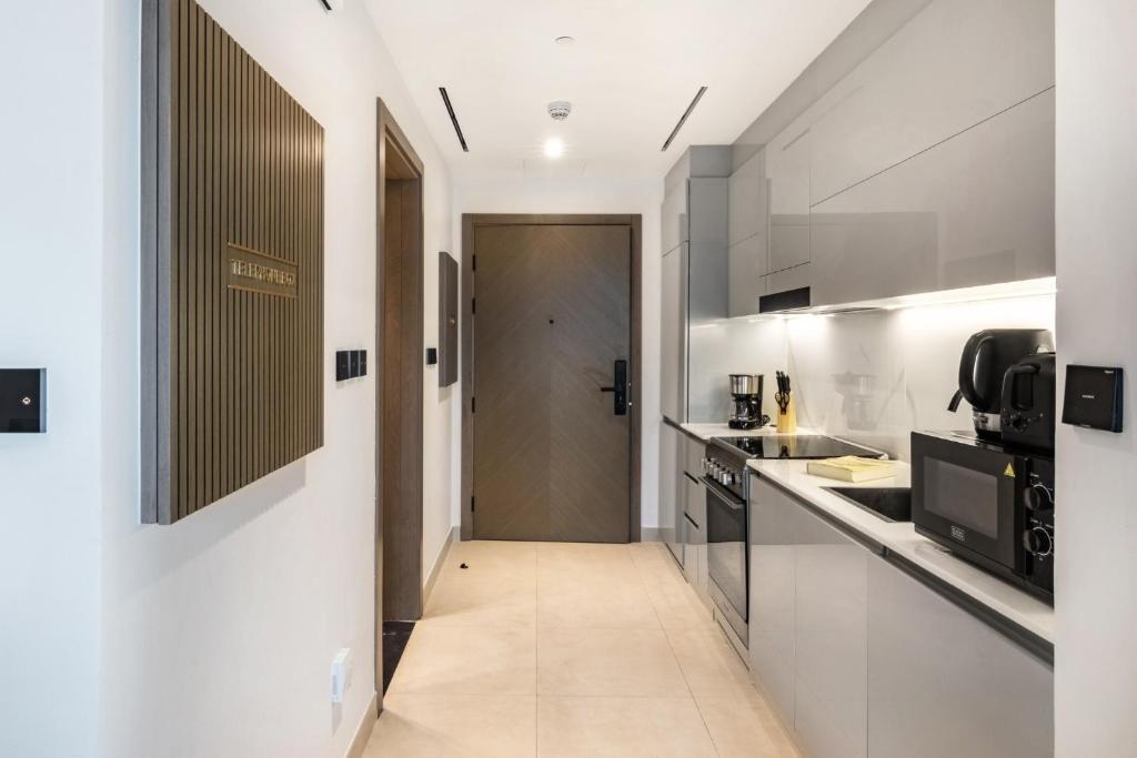 هتل ذ اسمر ت کانسیرج - بینگاتی کانال - The Smart Concierge - Binghatti Canal