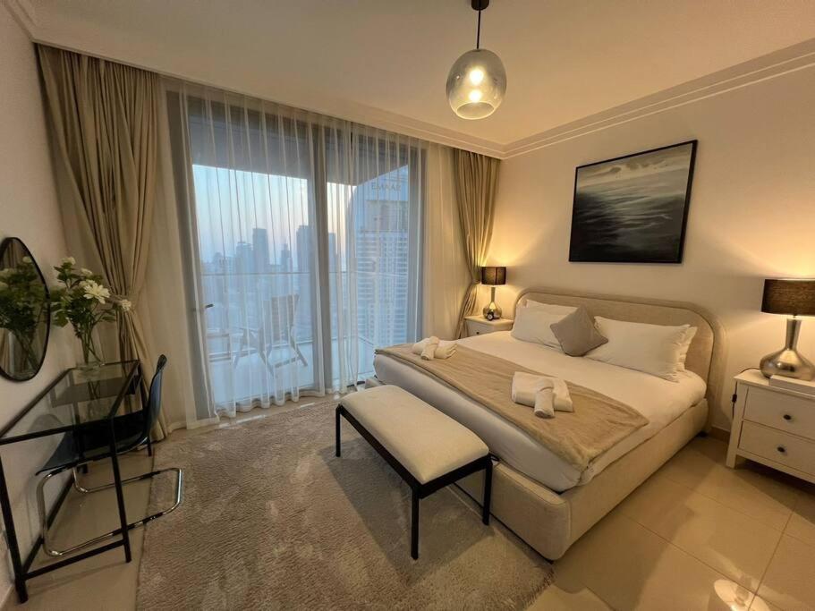 هتل وایا - 2BR برج ویو دایرکت اکسس دبی مال - VAYA- 2BR Burj View Direct Access Dubai Mall