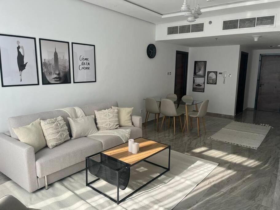 هتل برند نیو لوکس 1BD آپت فری پارکینگ نییر بیچ Brand New Lux 1BD Apt FREE Parking NEAR Beach
