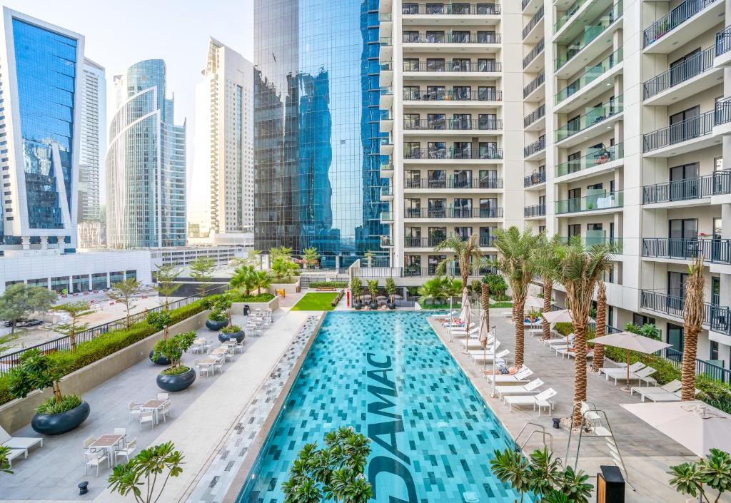 هتل هومزگت اوی - کاز ی وان بی آر این زادا تاور - HomesGetaway - Cozy 1BR in Zada Tower