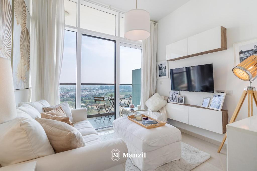 هتل منزیل - 1BR هوم این دامک هیلز وید گلف کورس ویو - Manzil - 1BR Home in DAMAC Hills with Golf Course View