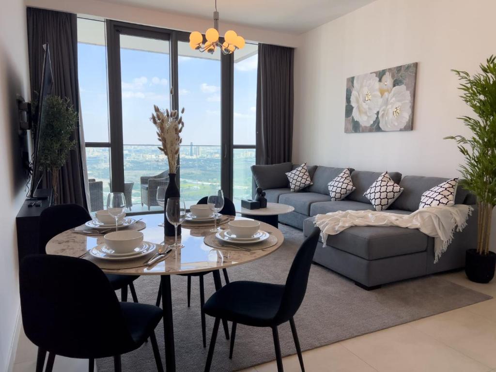 هتل اسکایلایت 2 بیدروم، داون تاون ویوز 1، وید دایرکت اکسس تو دبی مال - Skylight 2 Bedroom, Downtown Views 1, with Direct access to Dubai Mall