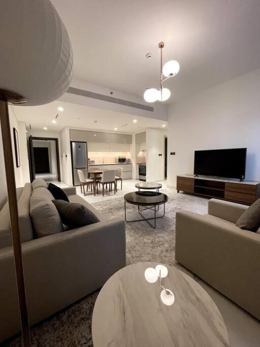 هتل یک-رختخواب: بیچفرانت مارینا - 1-Bedroom: Beachfront Marina