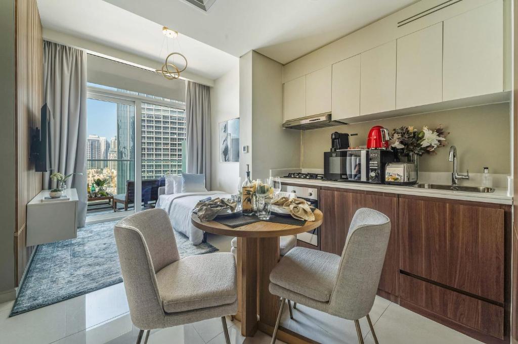 هتل فرنک پورتز - ریوا رزیدنس - Frank Porter - Reva Residence
