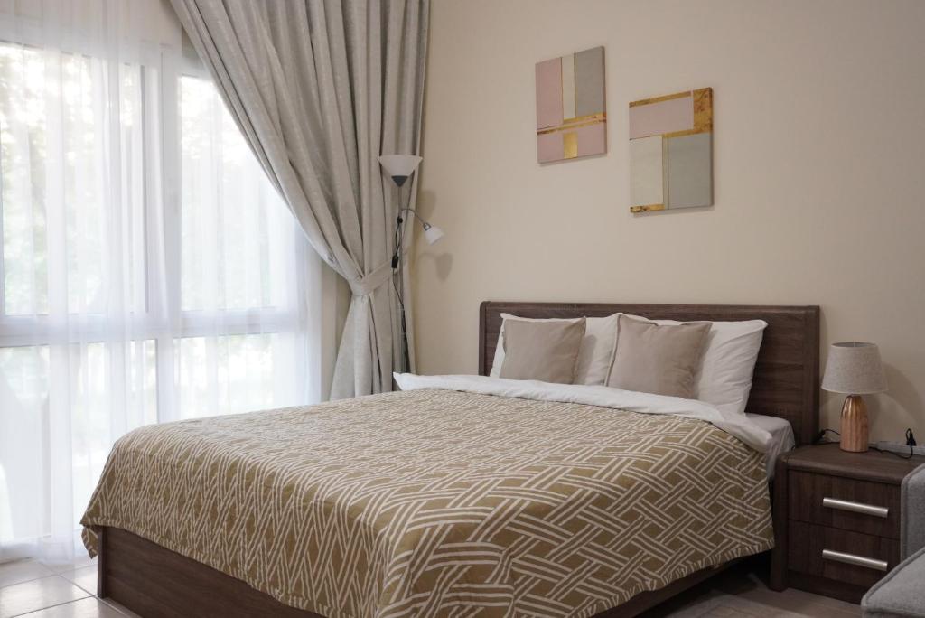 هتل پیسفول استودیو کلوز تو د مترو - Peaceful studio close to the metro