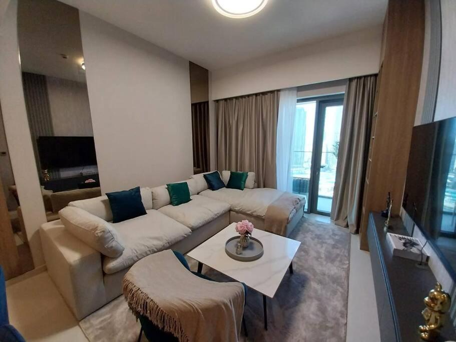 هتل ماجستیک 3 بی اپت ویت برتیکنگ ویو این داونتاون - Majestic 3B Apt with breathtaking view in Downtown
