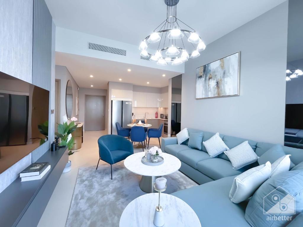 هتل نیو! برج رویال آپت وید بالکنی - New! Burj Royal Apt with Balcony