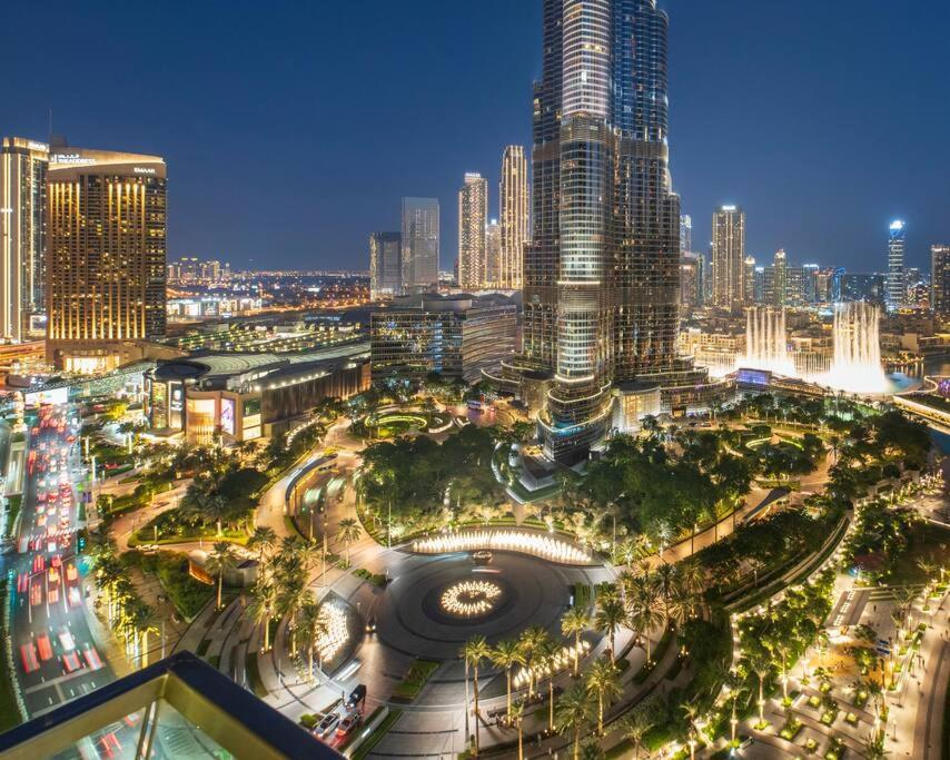 هتل فِرست کلاَس 3 بی آر وِد فول بُرج خلیفه اند فَونتین ویو - FIRST CLASS 3BR with full BURJ KHALIFA and FOUNTAIN VIEW