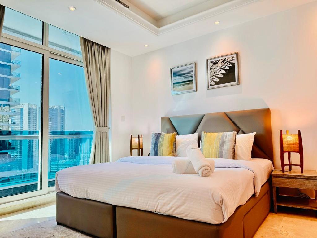 Breathtaking Marina Views 1BR at Orra Marina