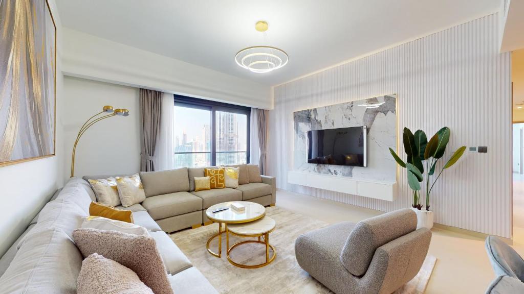 هتل پرایمزِی - اکت 1 اکت 2 تاور 2 داون‌تاؤن - Primesay - Act 1 Act 2 Tower 2 Downtown