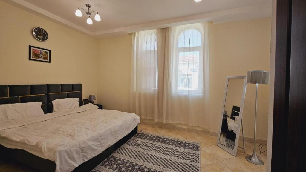 هتل پرفکت وکیشین ویت ۳ بی‌اچ‌کی ویلا - Perfect Vacation with 3bhk villa