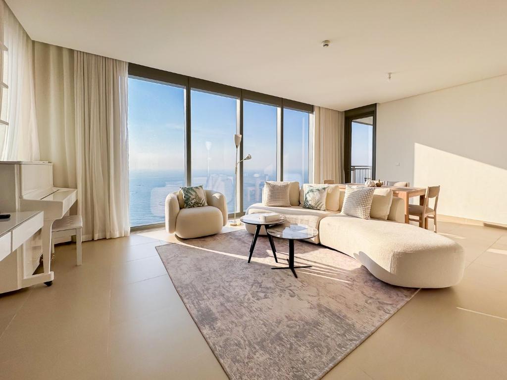 هتل اکسلوسیو 2 بی آر مایدز وید فول سی ویو این جی بی آر مارینا - Exclusive 2BRmaids with Full Sea View in JBR Marina