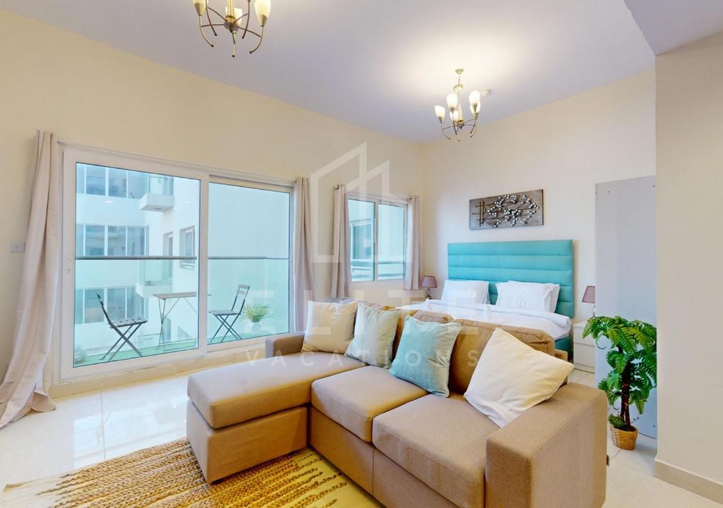 هتل اسپیشس Fully فرنیشد استودیو این جی وی سی - Spacious Fully Furnished Studio in JVC