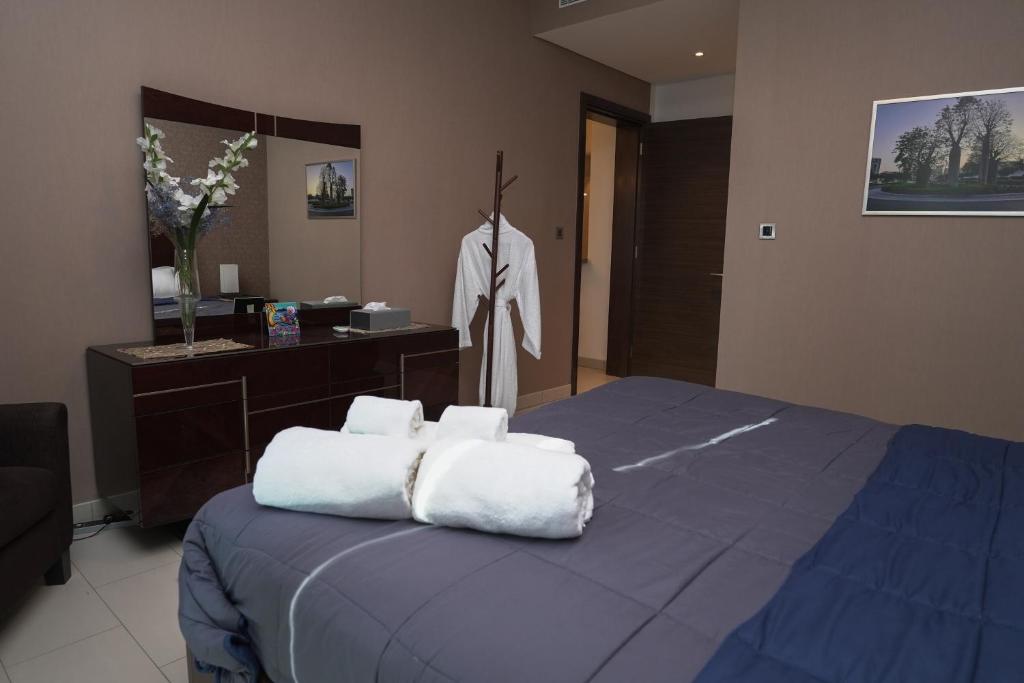 هتل لاکچری لیوینگ ات ایتس فاینست 2بر - Luxury Living at its Finest 2br