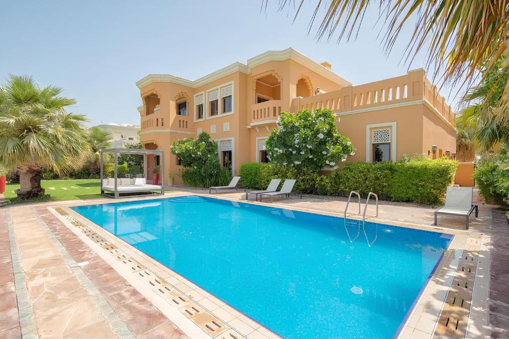 هتل فروند اف، بیچ فرانت ویلا، پام جمیرا - مینت استی - Frond F, Beachfront Villa, Palm Jumeirah - Mint Stay