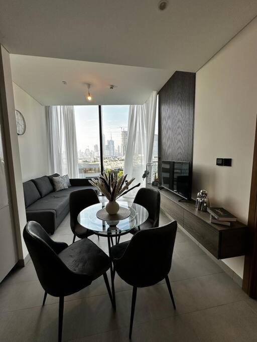 هتل لاکشریس 1 بدروم برج خلیفه ویو - Luxurious 1 bedroom Burj Khalifa view