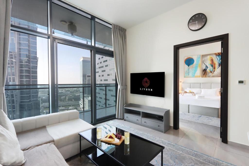 هتل لیو ب‌‌ان‌بی سوئیتس - برایت 1 بی آر سوئیت این مرانو تاور - Livbnb Suites - Bright 1 BR Suite in Merano Tower